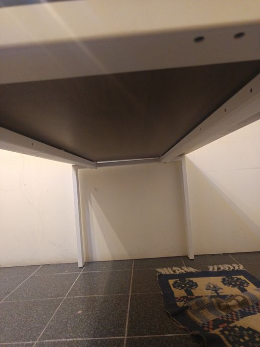 Secretária de madeira maciça