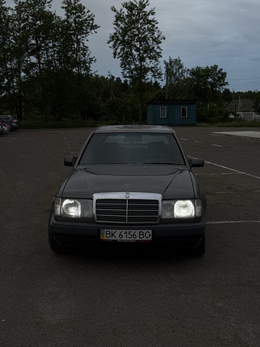 W124 2.3 бензин продам