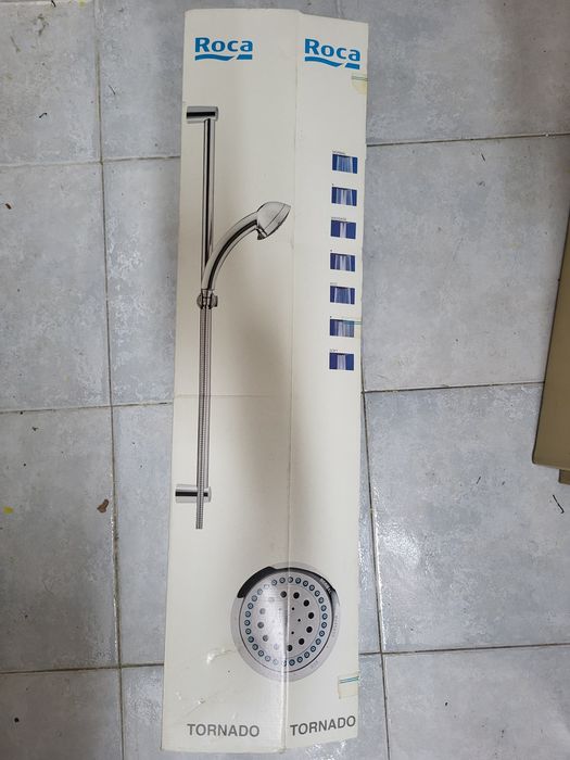 Chuveiro e Barra de Duche Roca