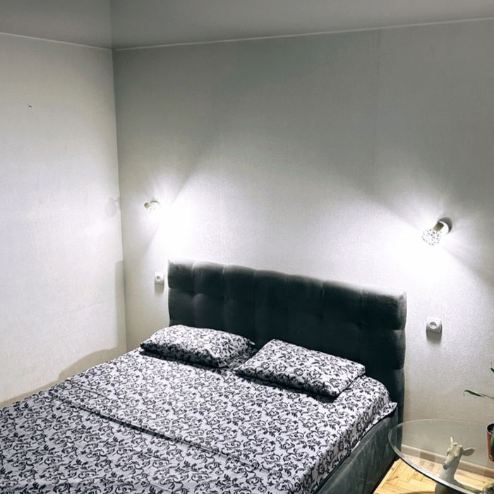 Сдаются апарт уверенный полу-люкс Космос автовокзал  /варус /областная