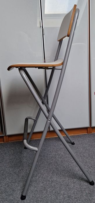 Cadeira alta de bancada