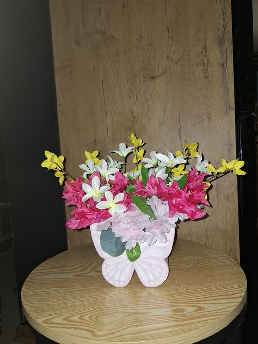 Wiosenny kolorowy stroik