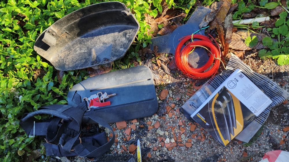 Roçadeira McCulloch B33B