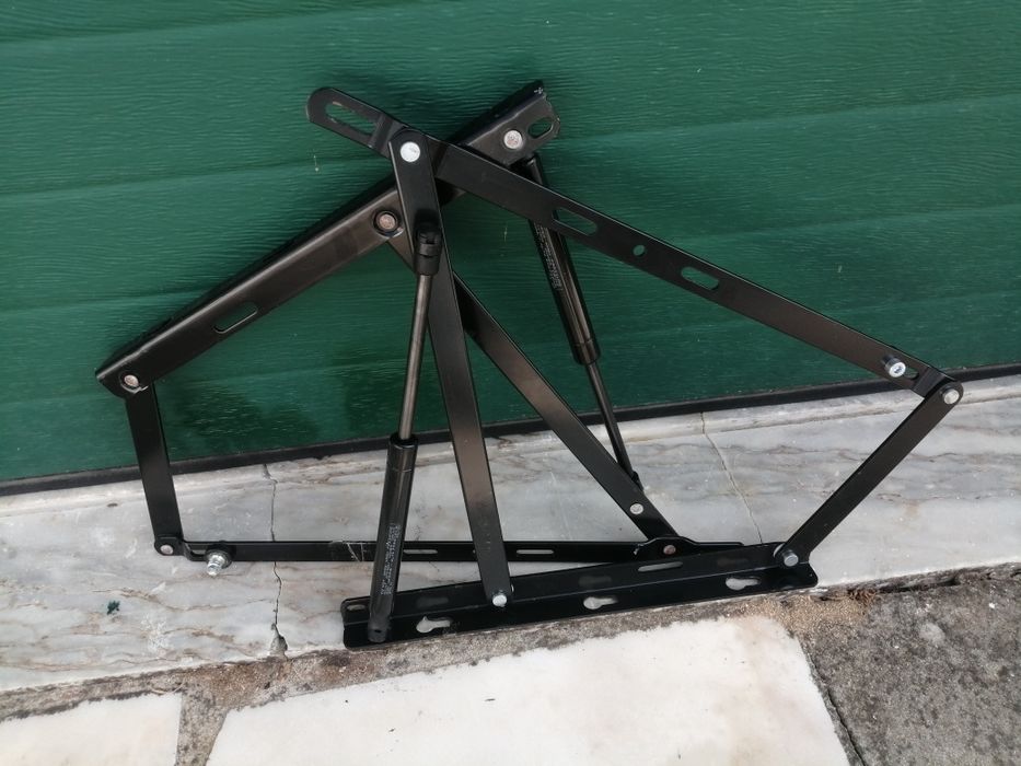 Conjunto de Dobradiças com Amortecedores completo