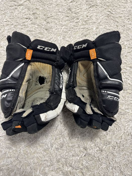 Хокейні краги CCM