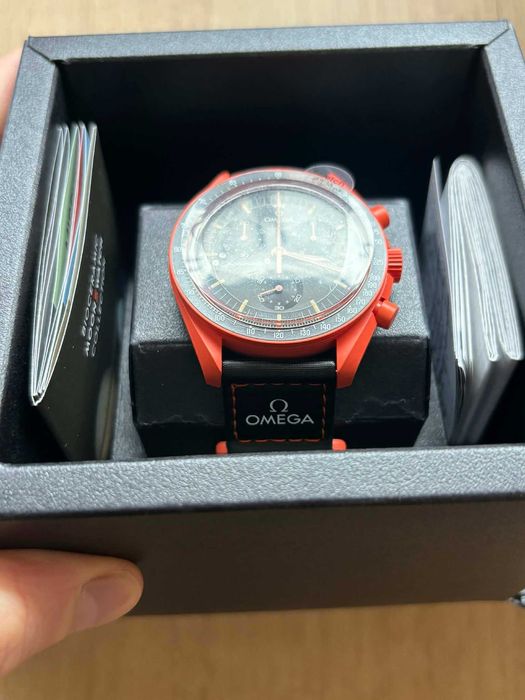 Omega Swatch Bioceramic Moonswatch Mission On Earth Lava Nowy