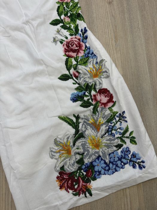 Вишиванка бісером.