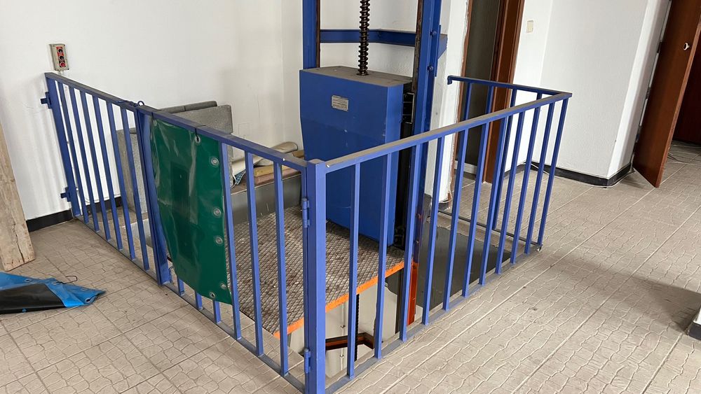 Plataforma elevadora de carga