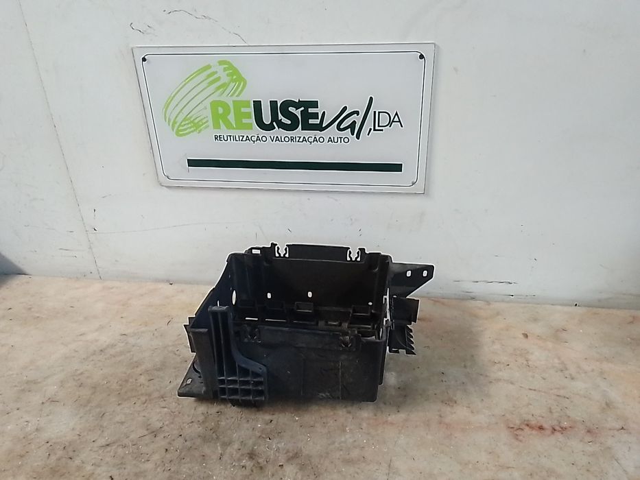 Caixa de Alujamento de Bateria PEUGEOT 207 SW (WK_)
