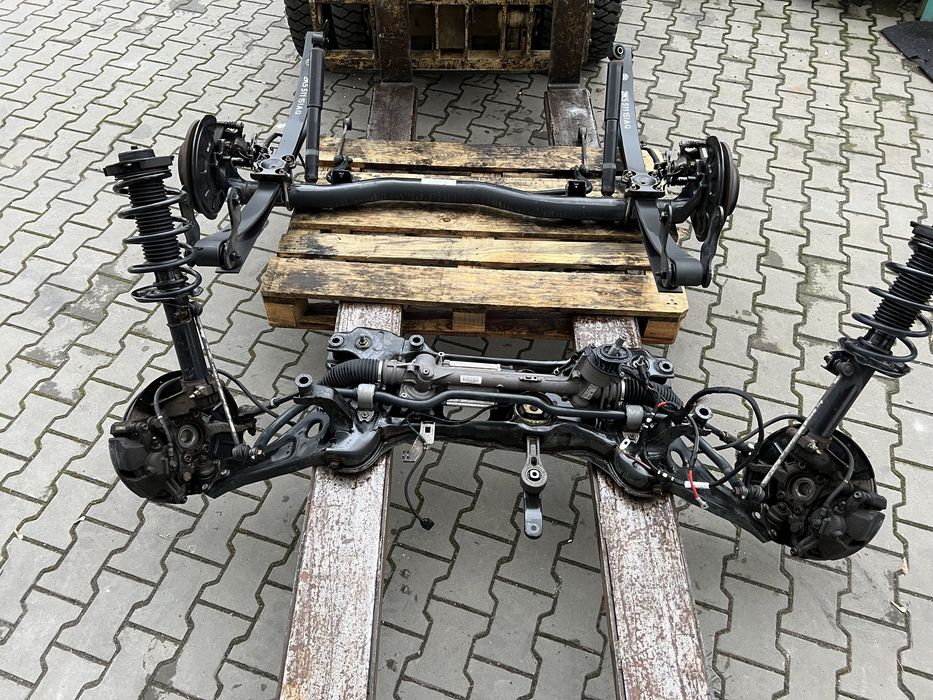 Ступиця стійка Caddy Кадді 04-20р підрамник балка рейка