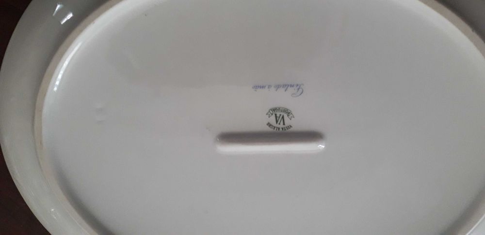 Travessa pintada á mão VA