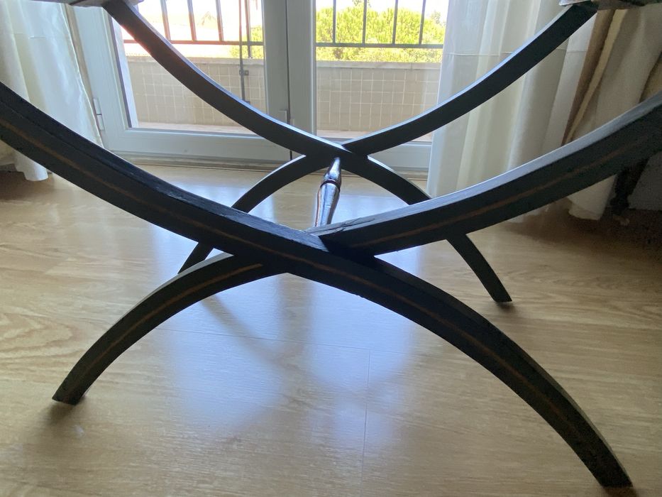 Mesa Tabuleiro com pés vintage pintada à mão