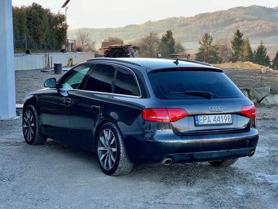 Audi A4 2.7 V6 Automat 2009 rok