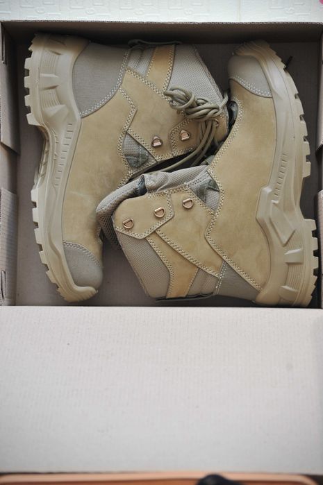 valtex черевики з високими берцями 43р