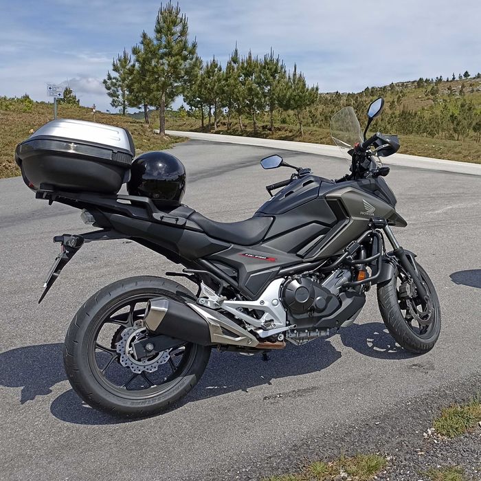 Honda nc 750x FULL EXTRAS 3malas nc750x