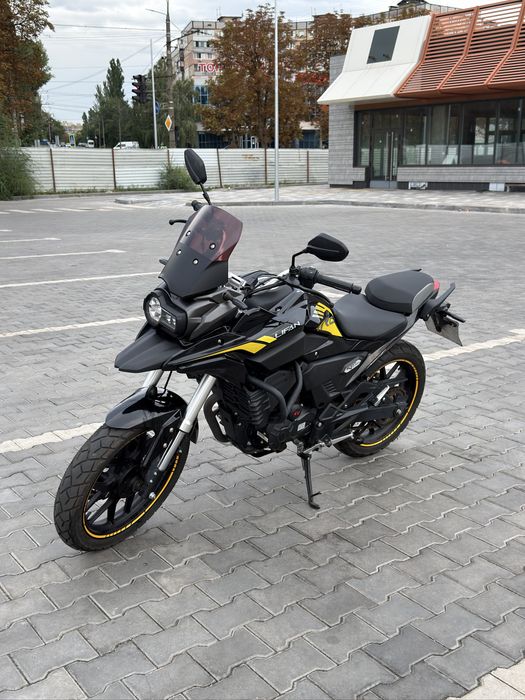 Мотоцикл Lifan KPT200
