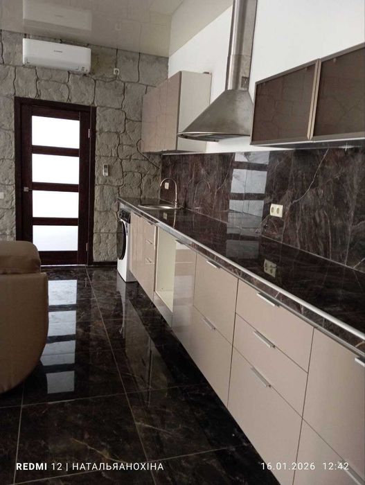 Оренда 3-х кім.квартири Нові Будинки; Палац Спорту