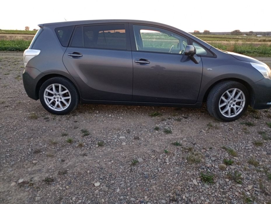 Sprzedam Toyota Verso 1.8 b+LPG 2012.