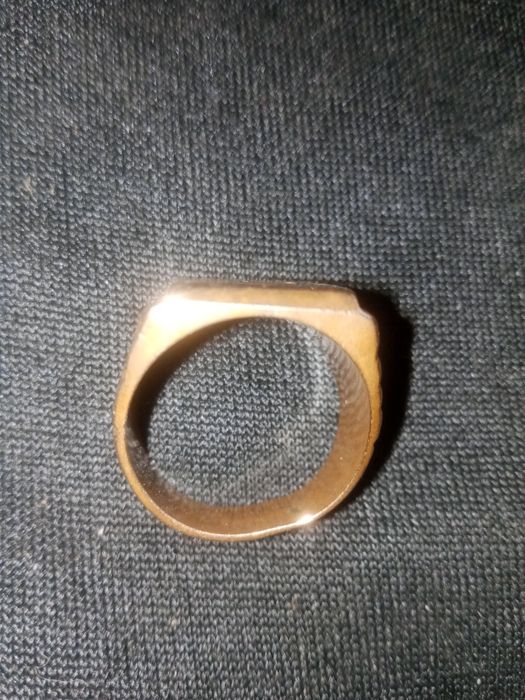 Перстень продам 21р