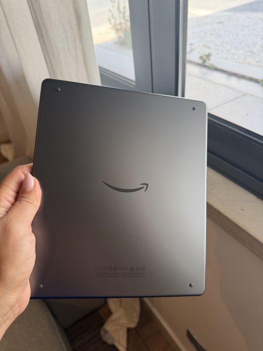 Amazon Kindle Scribe 32 GB + Capa Oficial Premium Leather