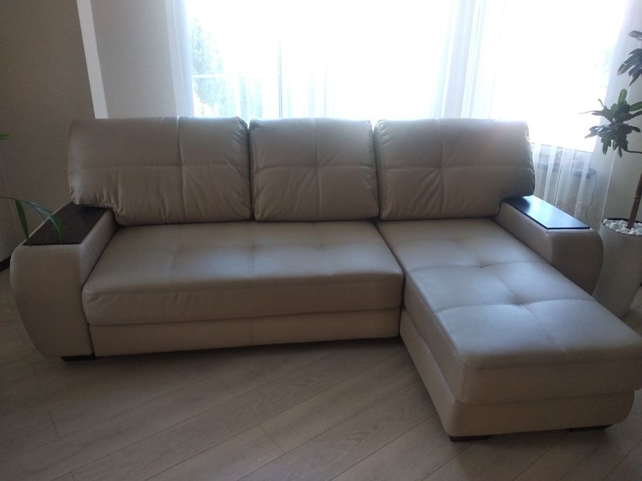 Перетяжка и ремонт мягкой мебели