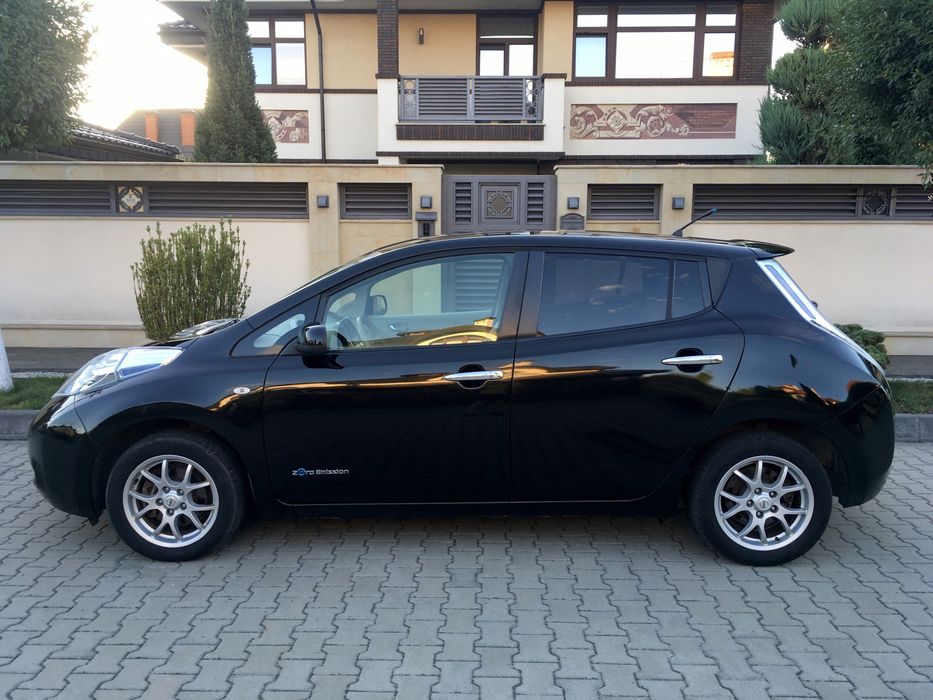Nissan Leaf, ніссан ліф,нісанчик,електрокар,електроавтомобіль,електро