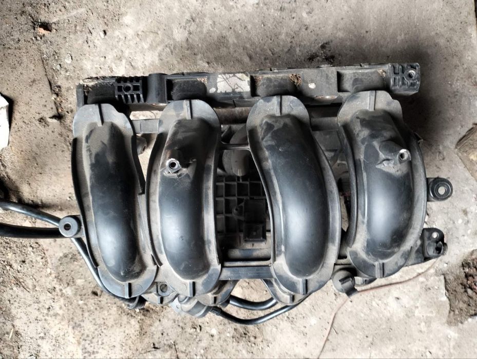 Впускний колектор ford fiesta mk 7