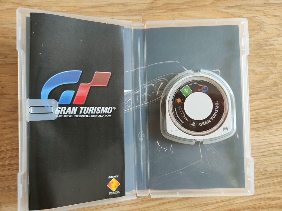 Jogo Gran Turismo PSP