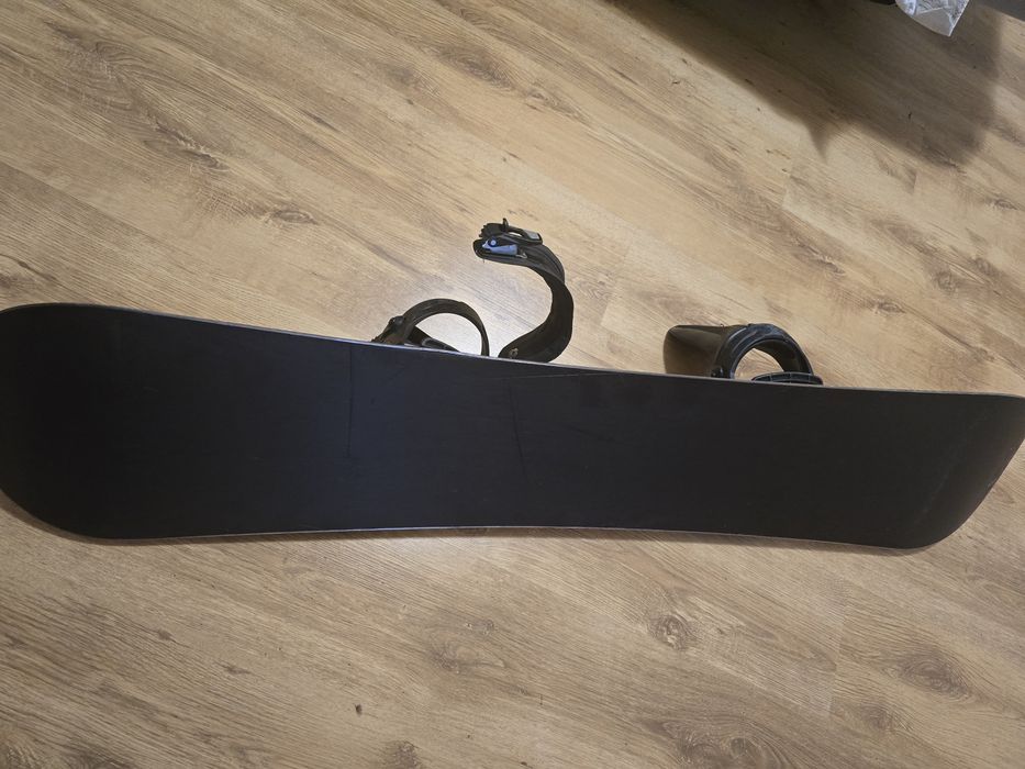 Deska snowbordowa Generics Ghost