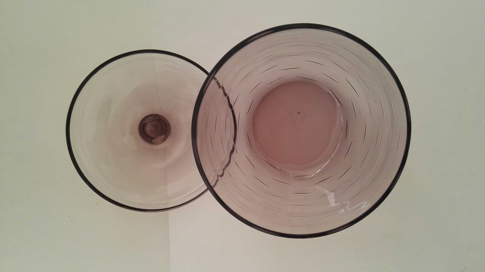 Кувшин пластик UltraSeal «Sterilite» и компотница (крюшонница) стекло.