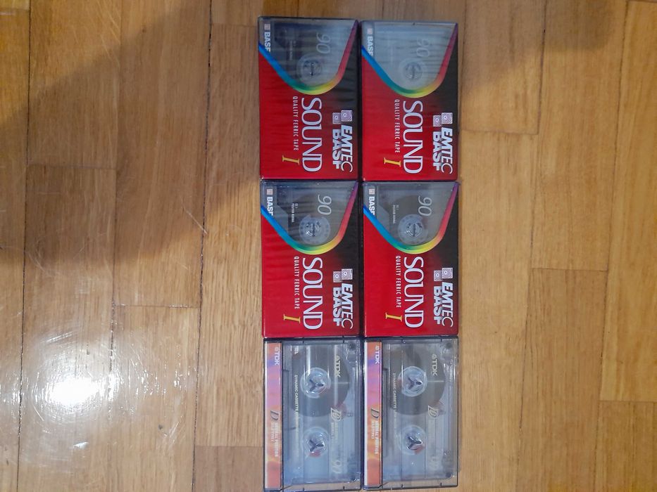 Cassetes e Cds Selados