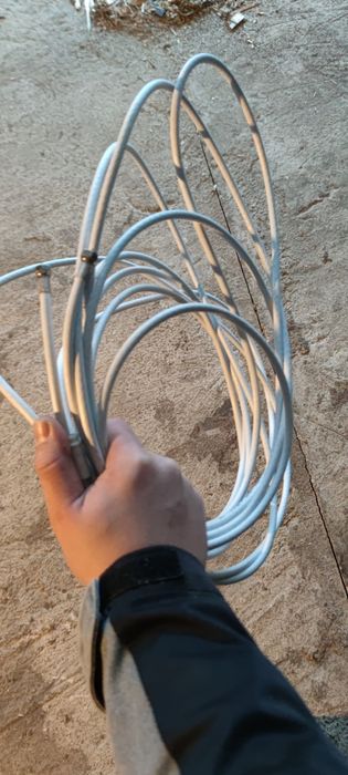 Antena satelitarna