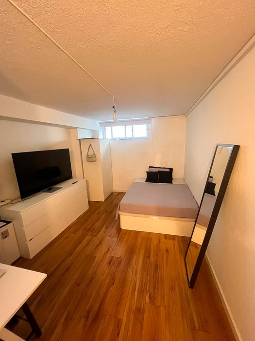 T0 para aluguer - S. Domingos de Rana/Tires