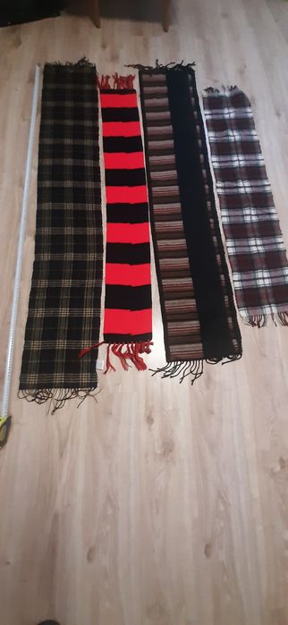 Продам шарфы новые
