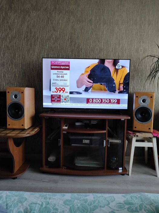 Продам новый телевизор XIAOMI с домашним кинотеатром .