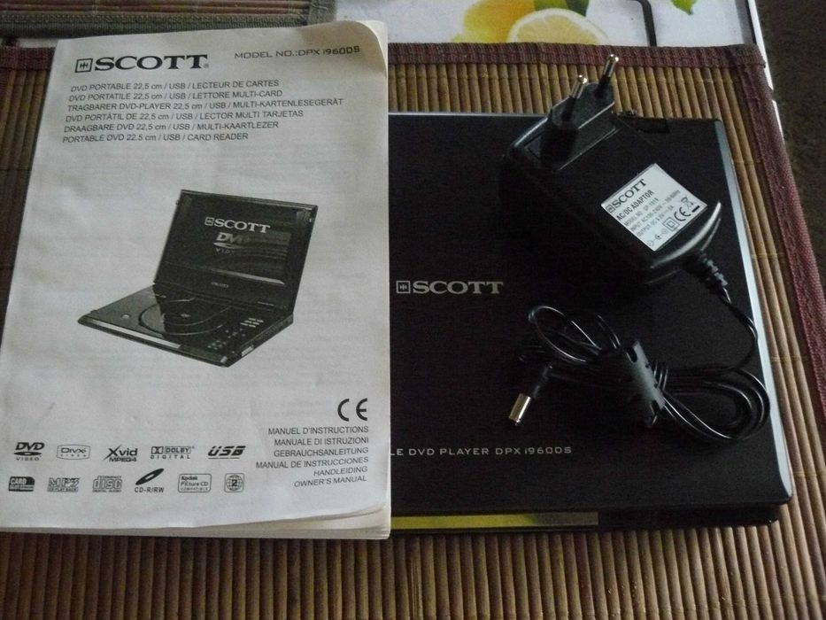 Odtwarzacz z ekranem dvd SCOTT 9 cali z usb , zasilanie 230/12 wolt ...