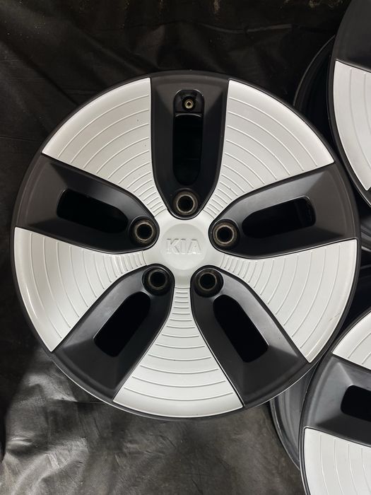 Диски R16 5x114.3 Et46 6.5J. KIA Niro K5 K7 Soul Ceed Hyundai kona