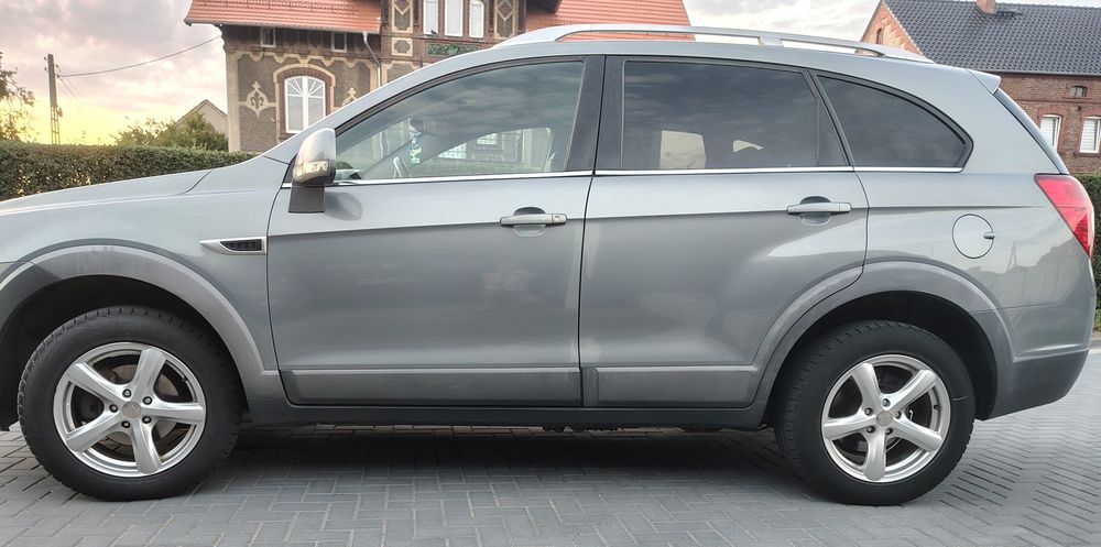 Chevrolet  captiva
