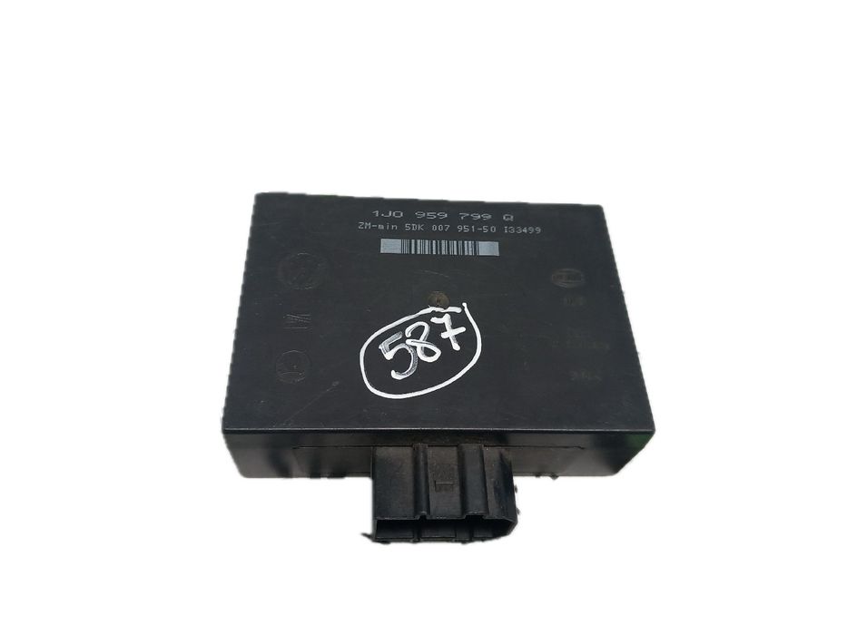 Módulo genérico VOLKSWAGEN Golf IV (1J1)