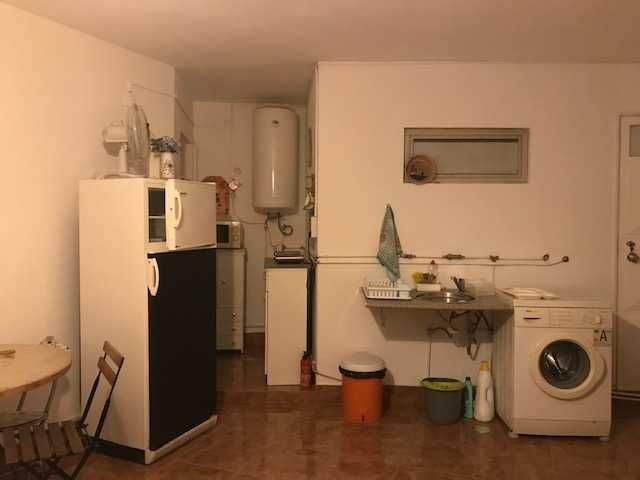 Casa rural mobilada T0 em jardim 1000m2