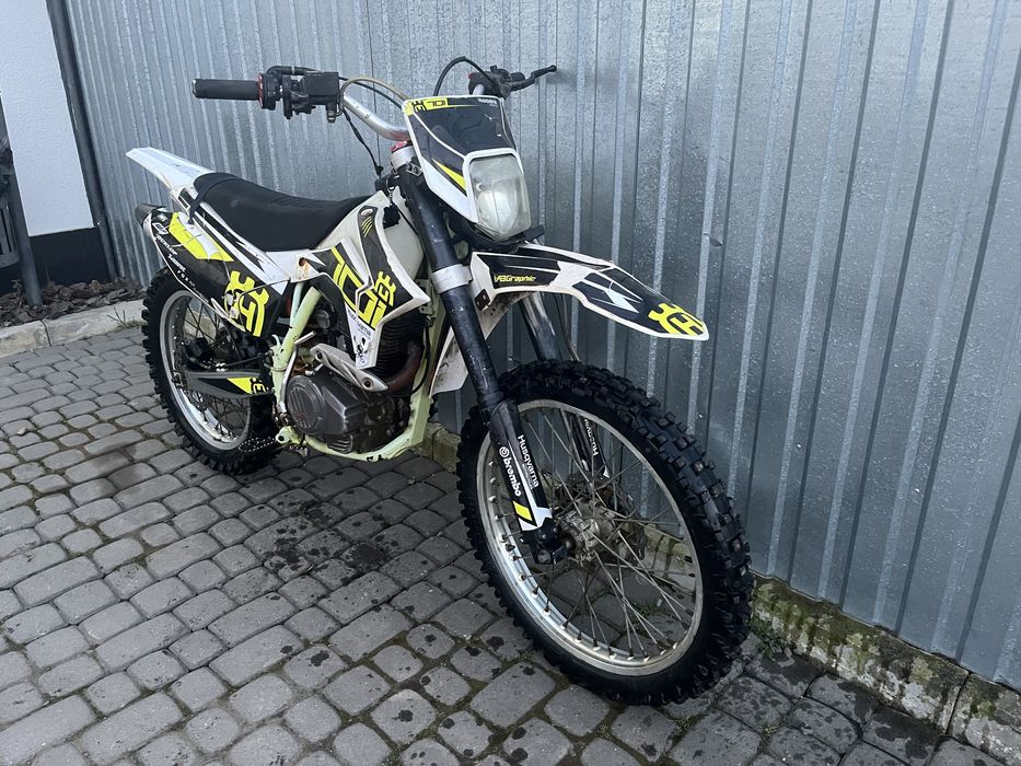 BSE 250 j3 на повному ходу