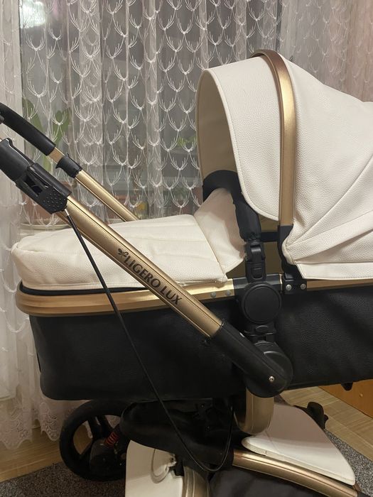 Продам стильну та комфортну коляску Ligero Lux 2в1