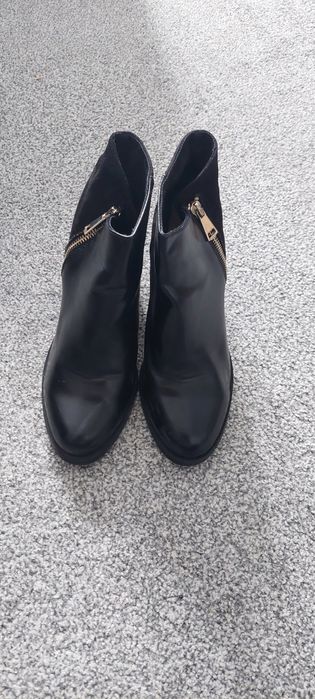 Buty botki kozaki stradivarius rozmiar 39