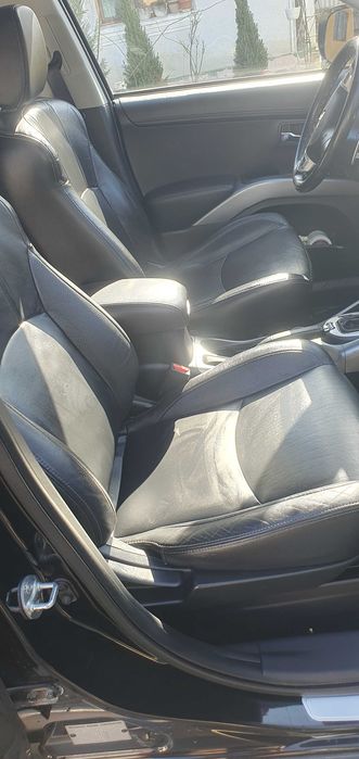 Mitsubishi Outlenderr дизель 2,2 автомат