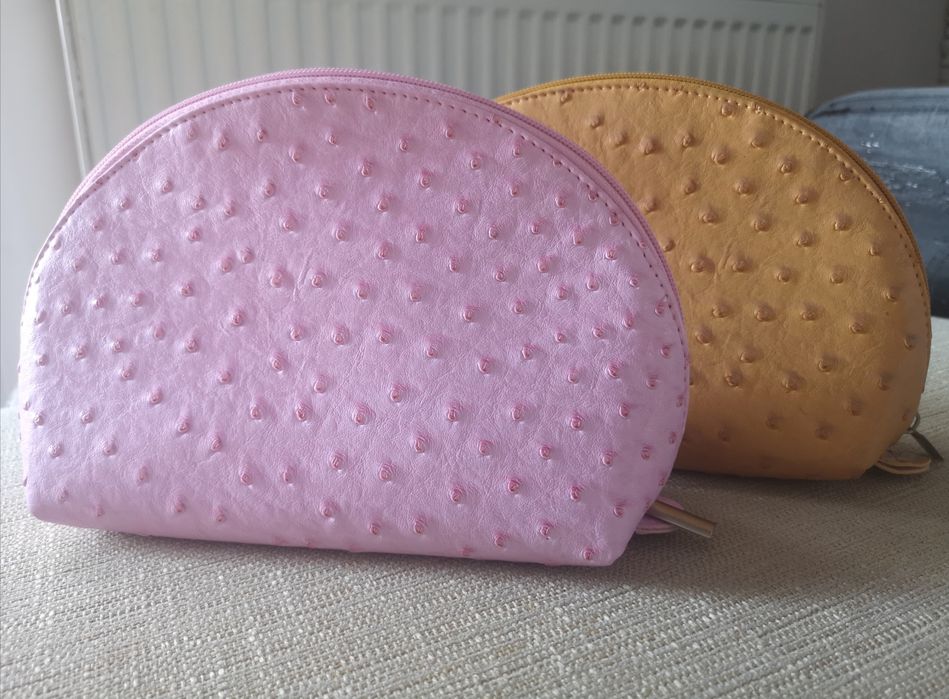 Nowe Zestaw 4 Kosmetyczki Różne Rozmiary