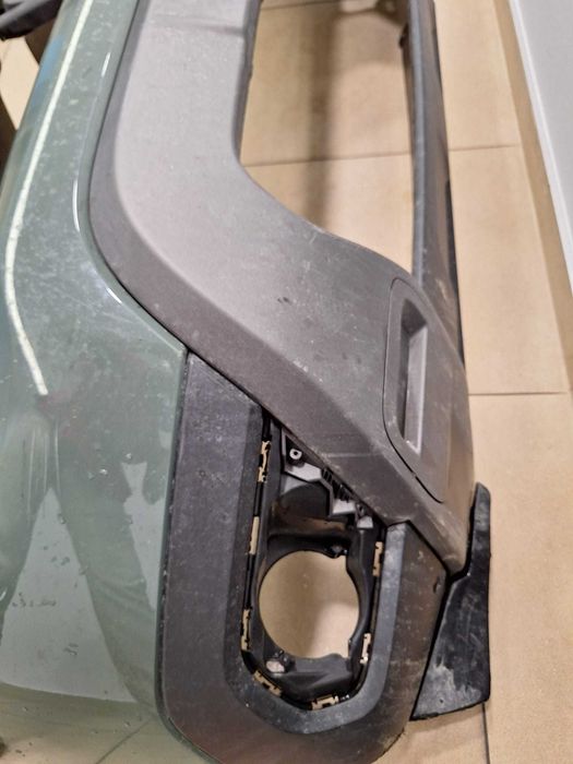 Błotnik Dacia Duster 2 , rocznik 2023