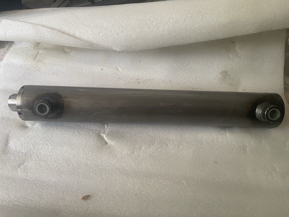 Cilindro hidraulico 50/30/300