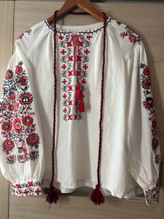 Вишиванка жіноча