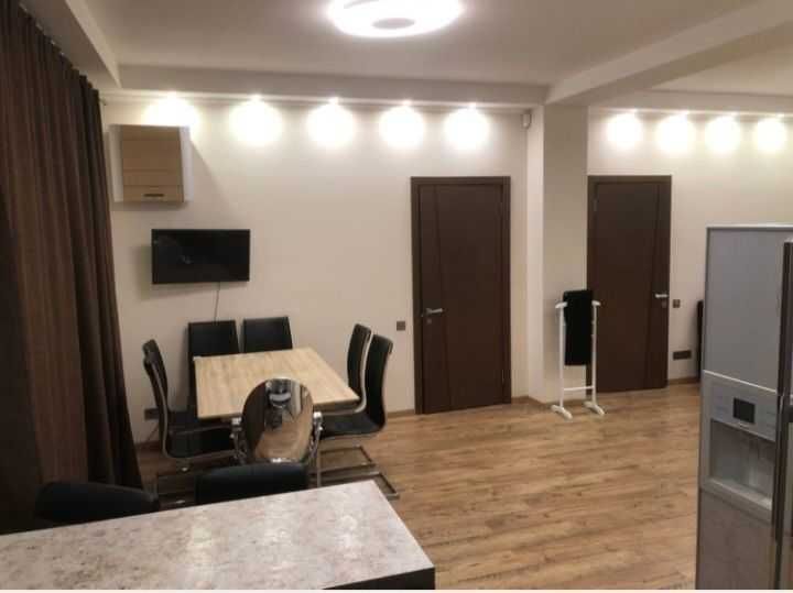 L Продам 3х комнатную квартиру  ГОСПРОМ