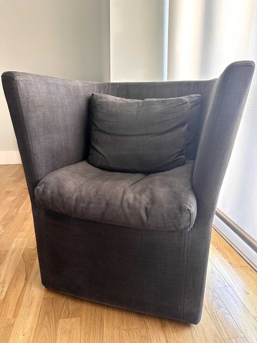 Cadeira alta para quarto ou escritório – elegante e confortável